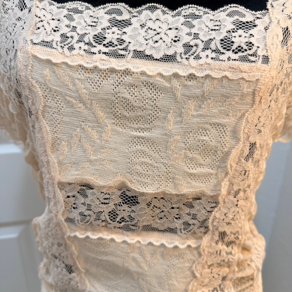 Free People Vintage Boho Lace Top – Size XS (fits S-M) - Picture 3 of 7